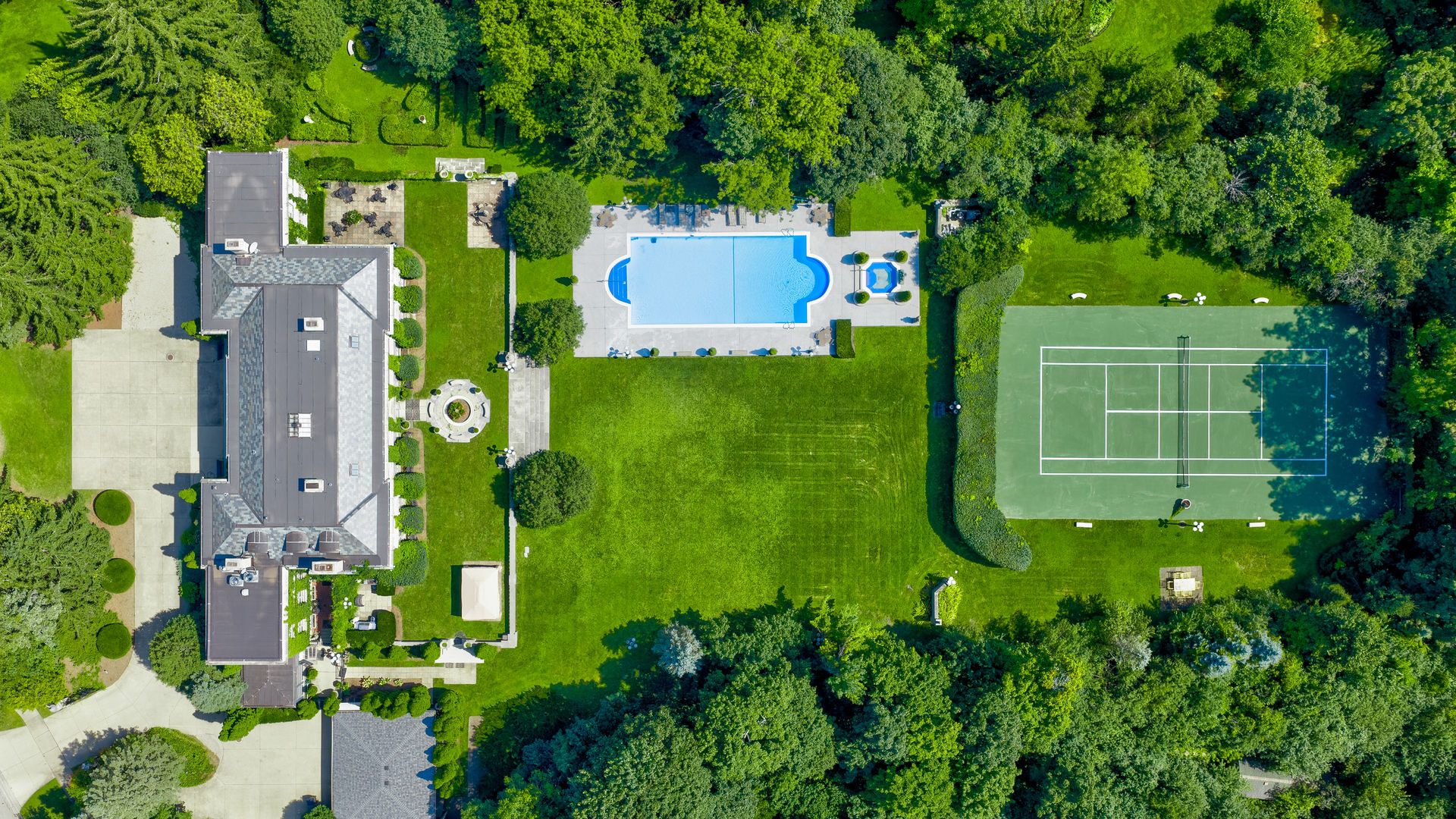 275 Sussex Lane
