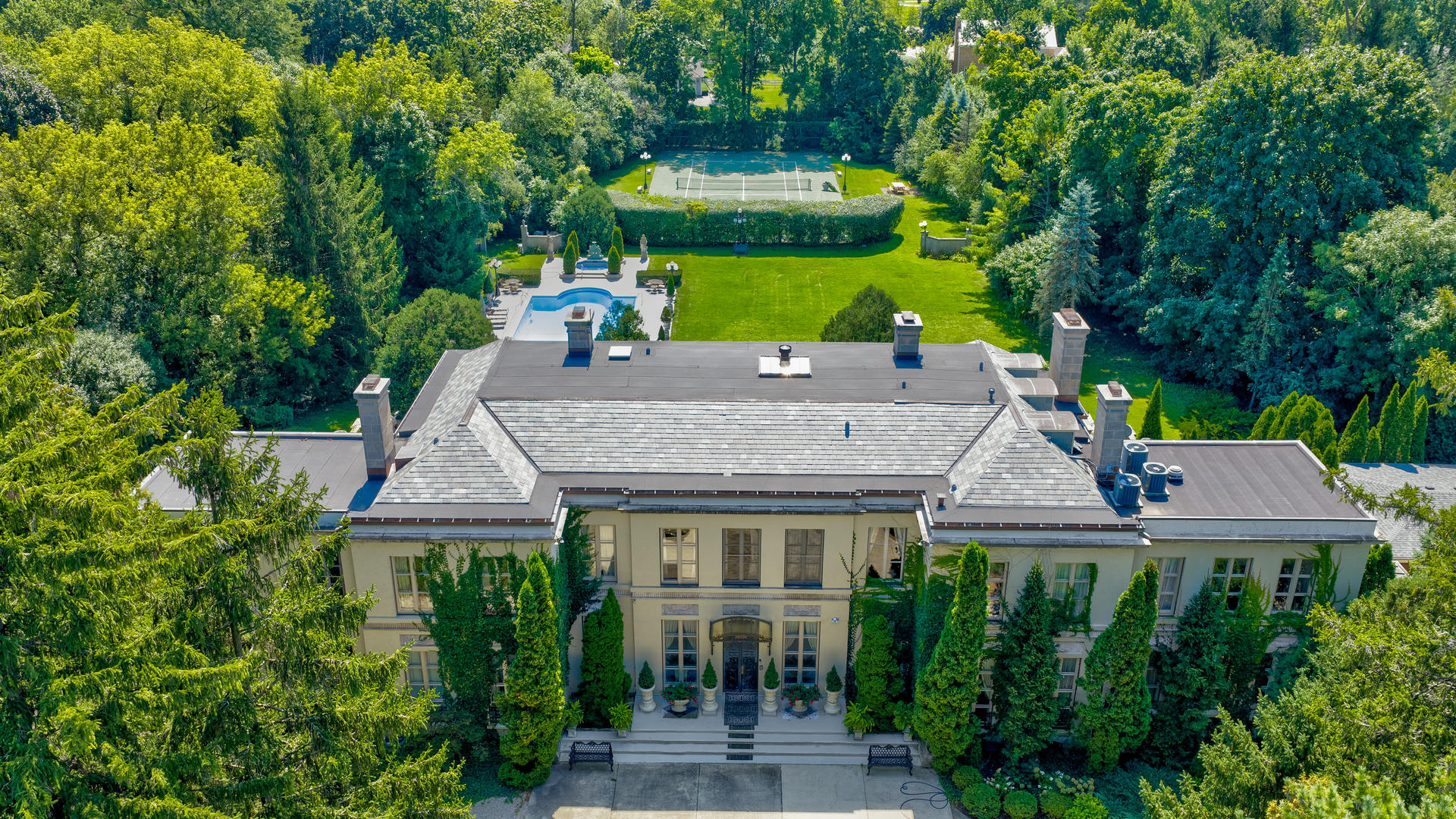 275 Sussex Lane