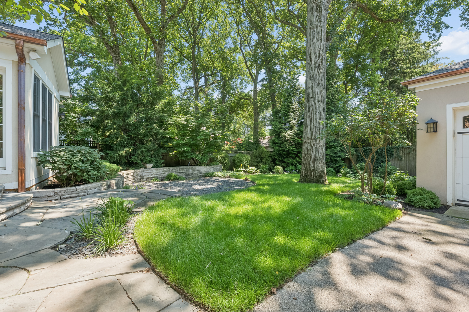 1192 Chatfield Road