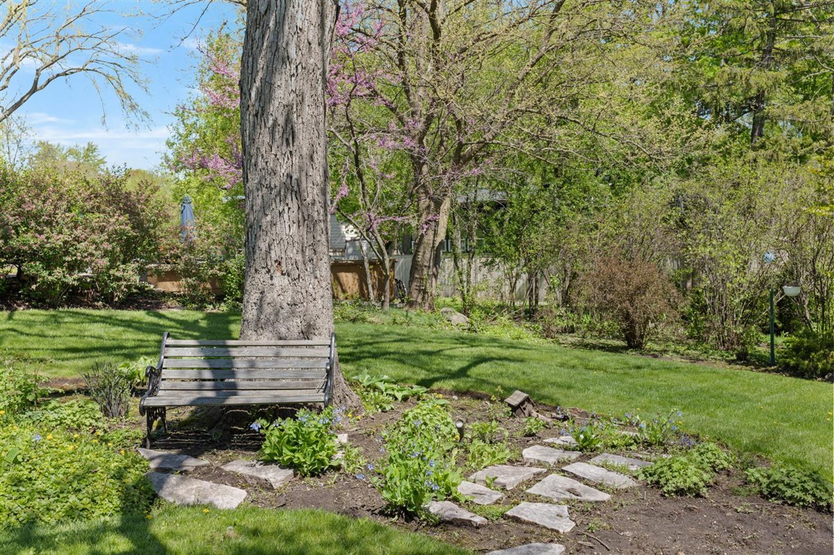 1109 Hohlfelder Road