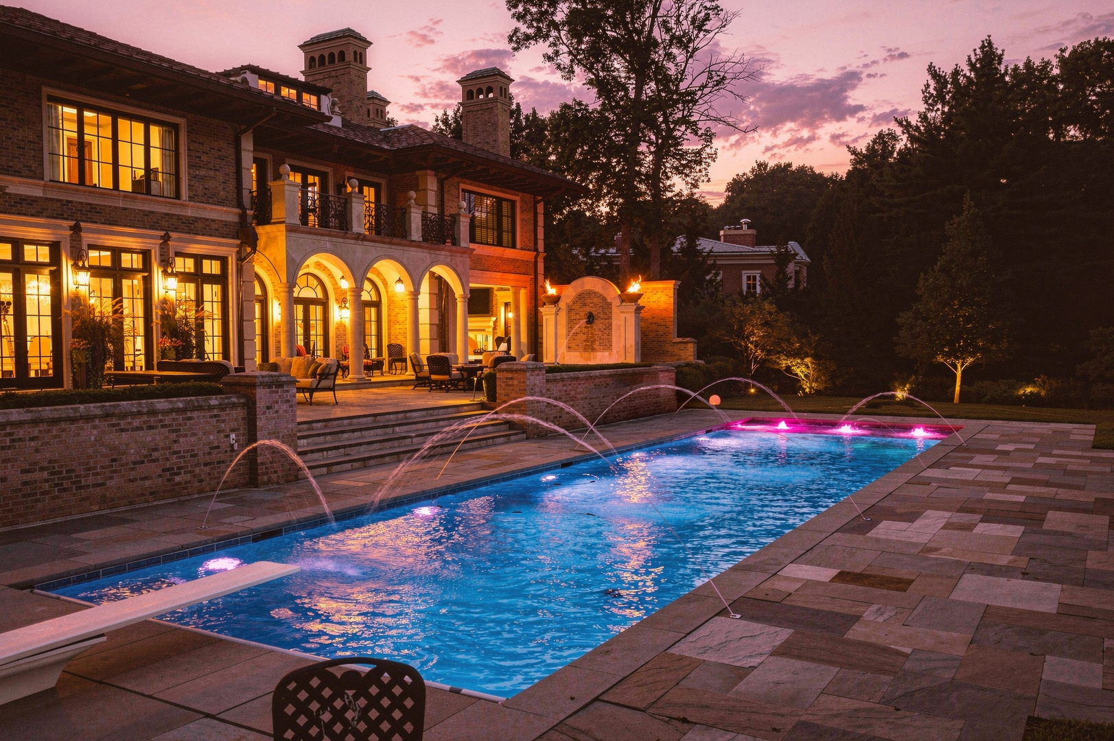 595 Circle Lane