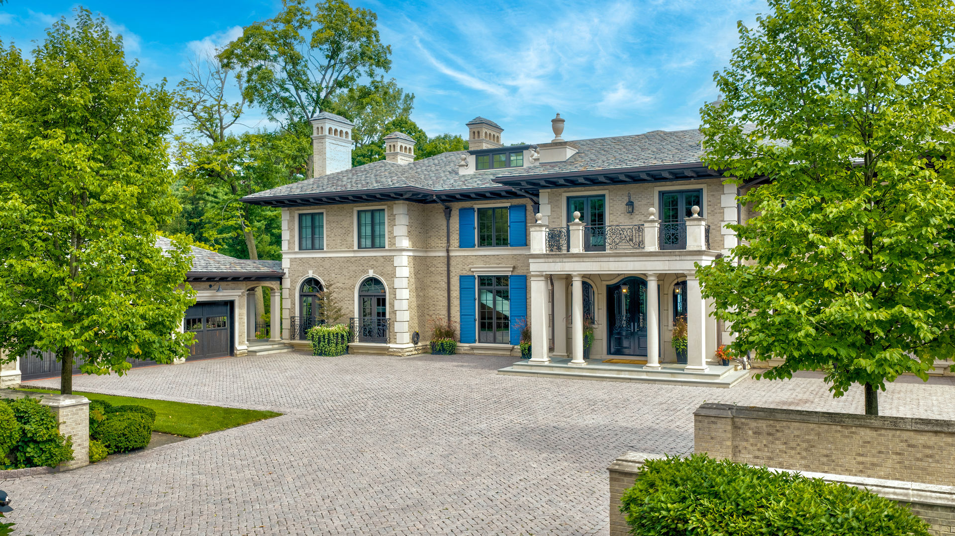595 Circle Lane
