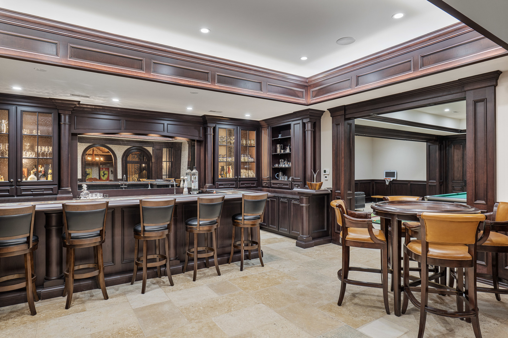 595 Circle Lane