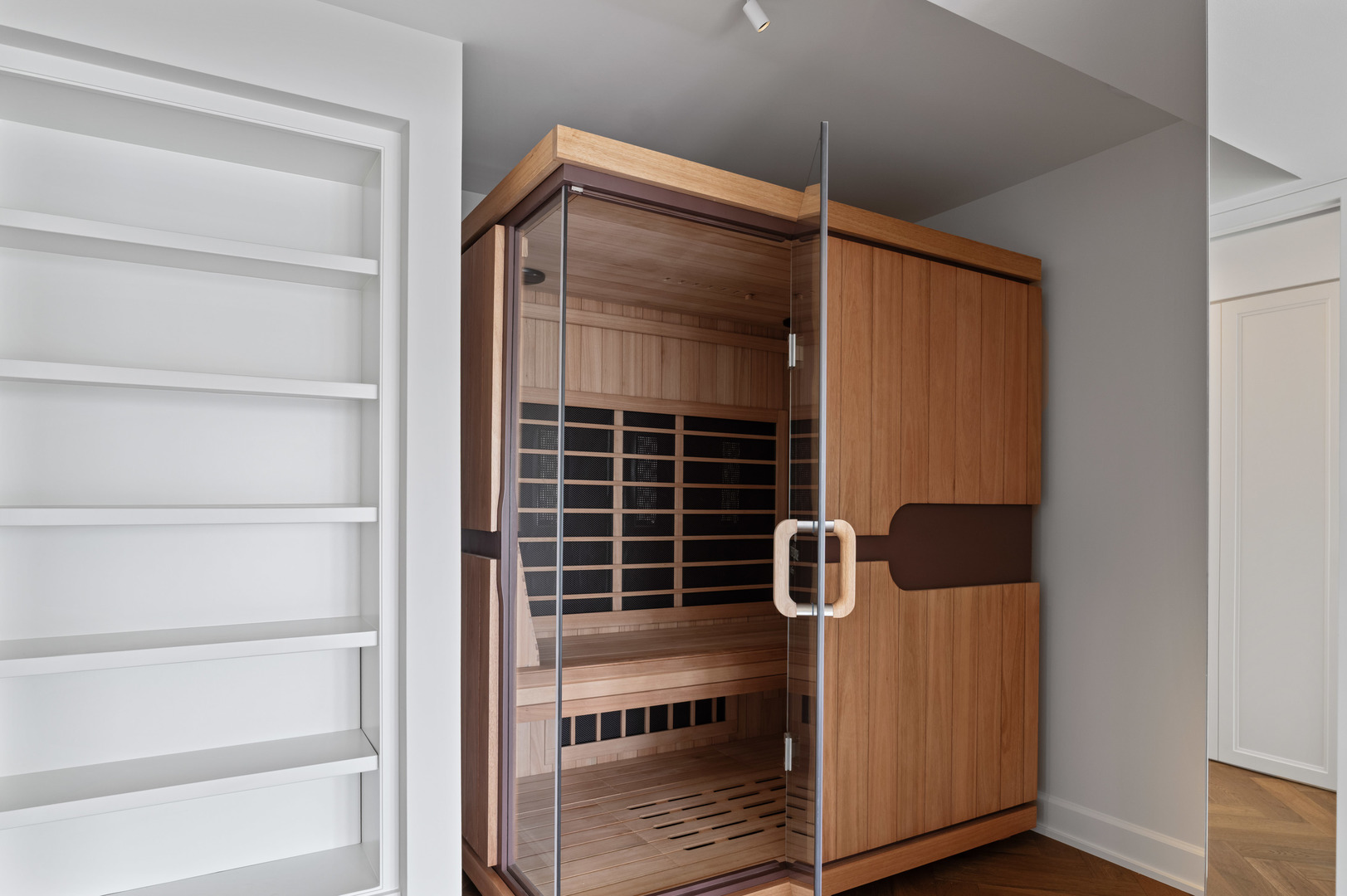 1618 SHERIDAN Road Unit: PH