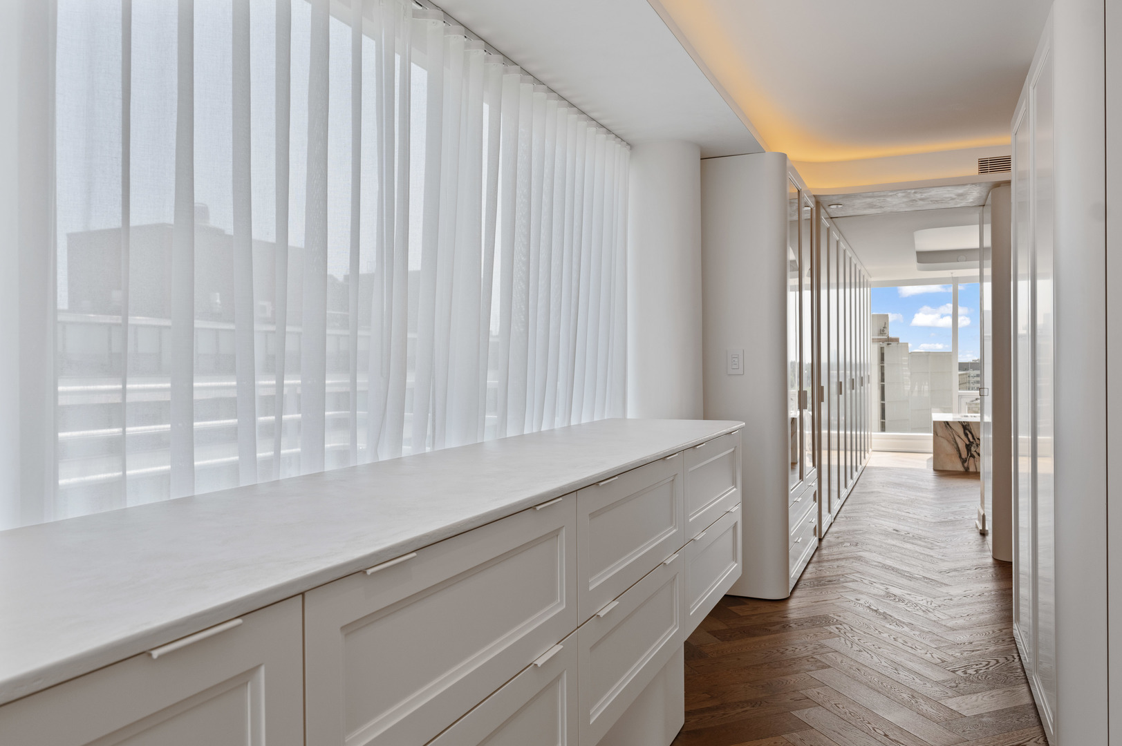 1618 SHERIDAN Road Unit: PH