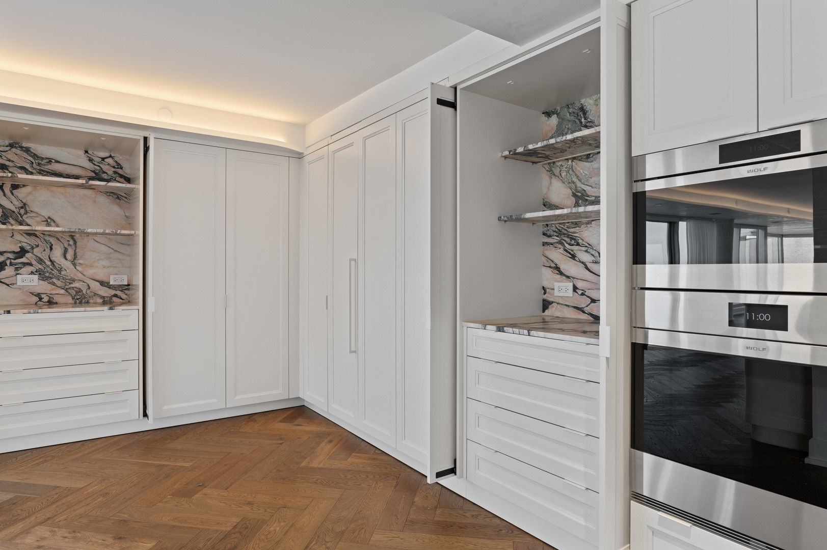 1618 SHERIDAN Road Unit: PH