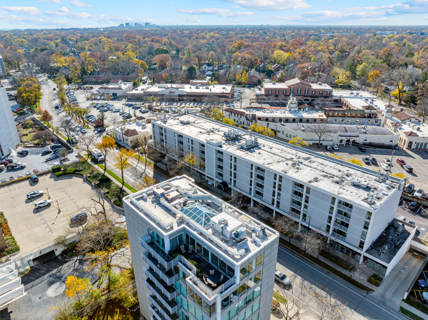 1618 SHERIDAN Road Unit: PH