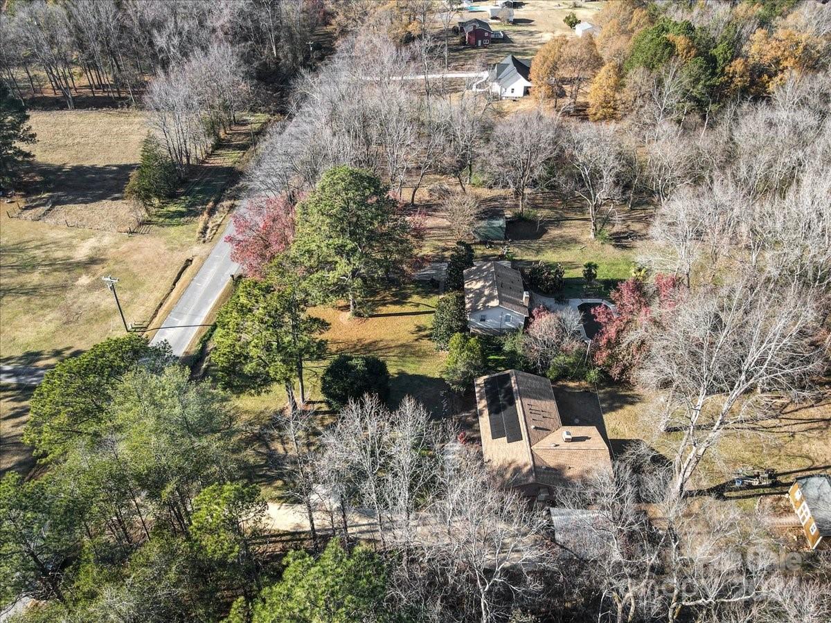 3105 Hilton Road
