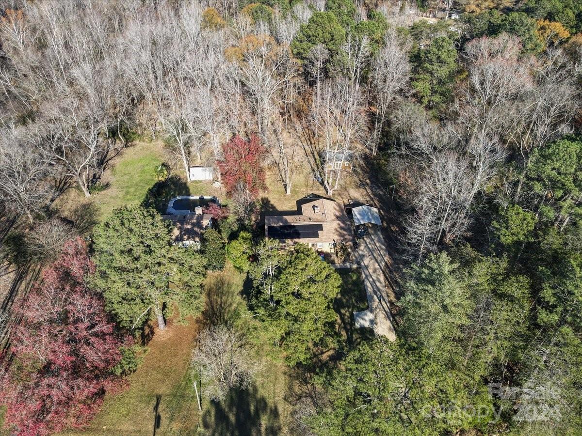3105 Hilton Road