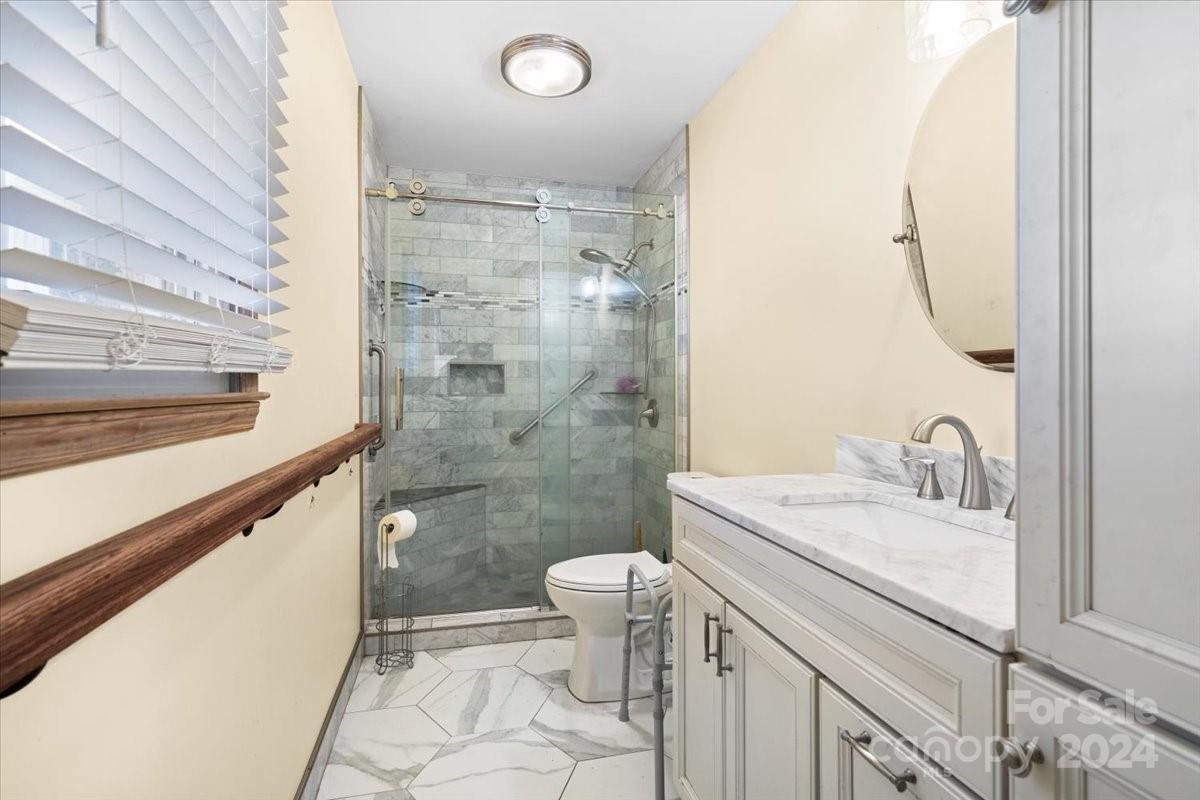 3105 Hilton Road