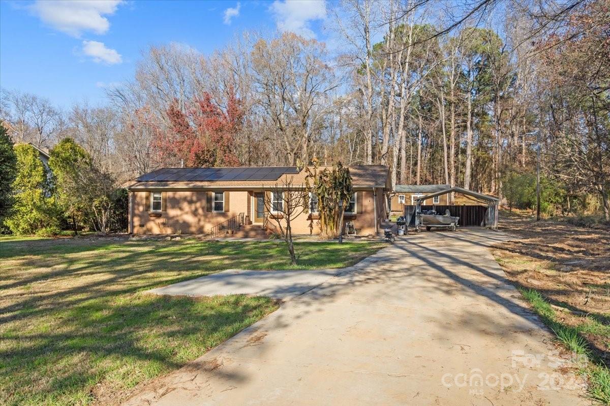 3105 Hilton Road