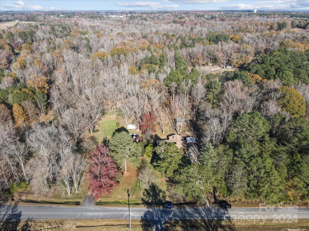 3105 Hilton Road