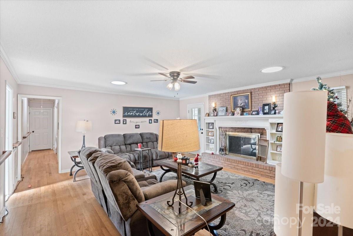3105 Hilton Road