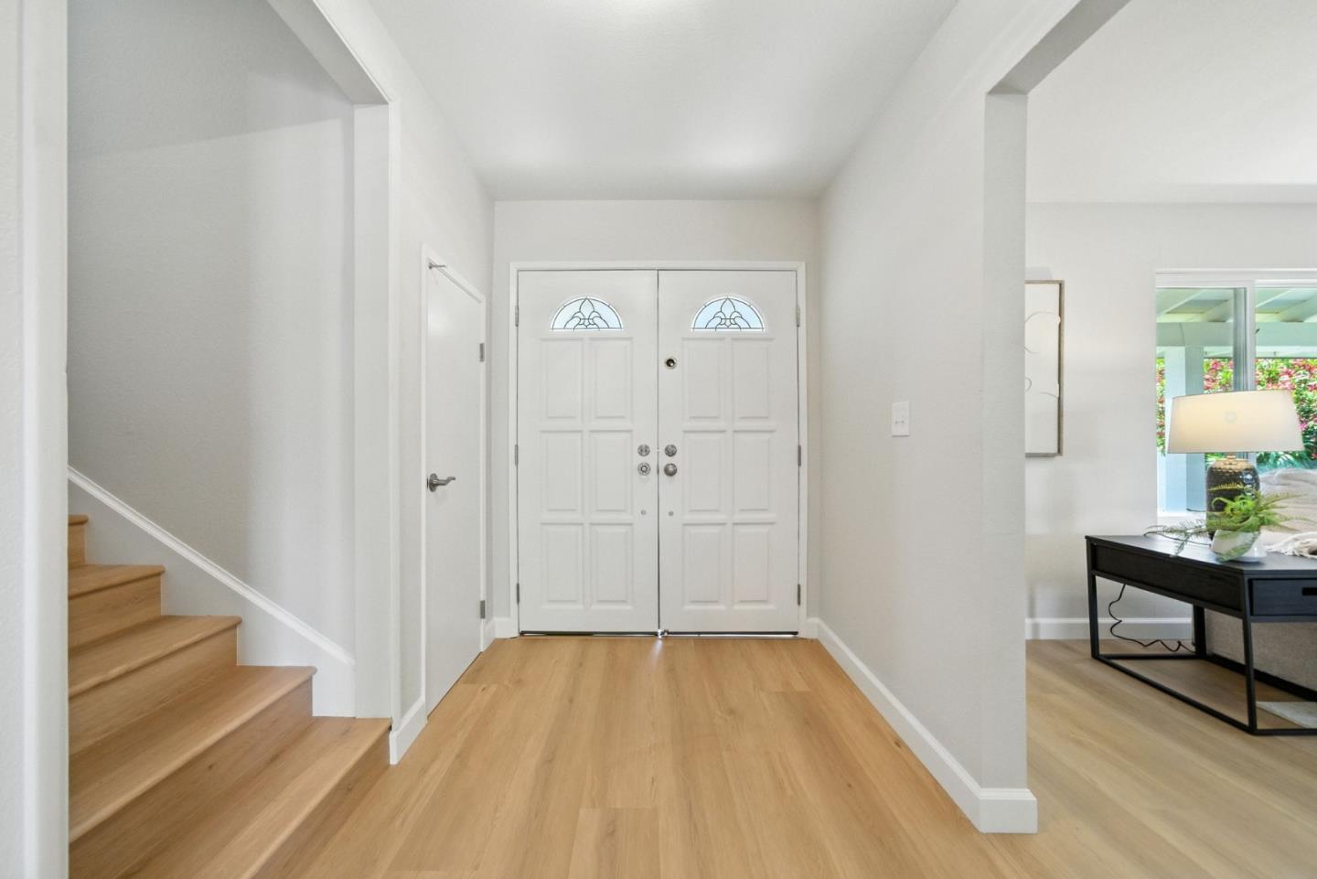 4608 Royal Garden Place