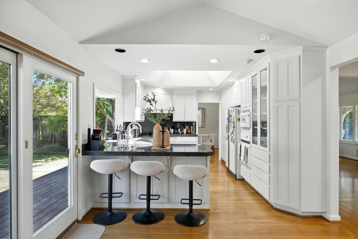 6182 Calle Del Conejo