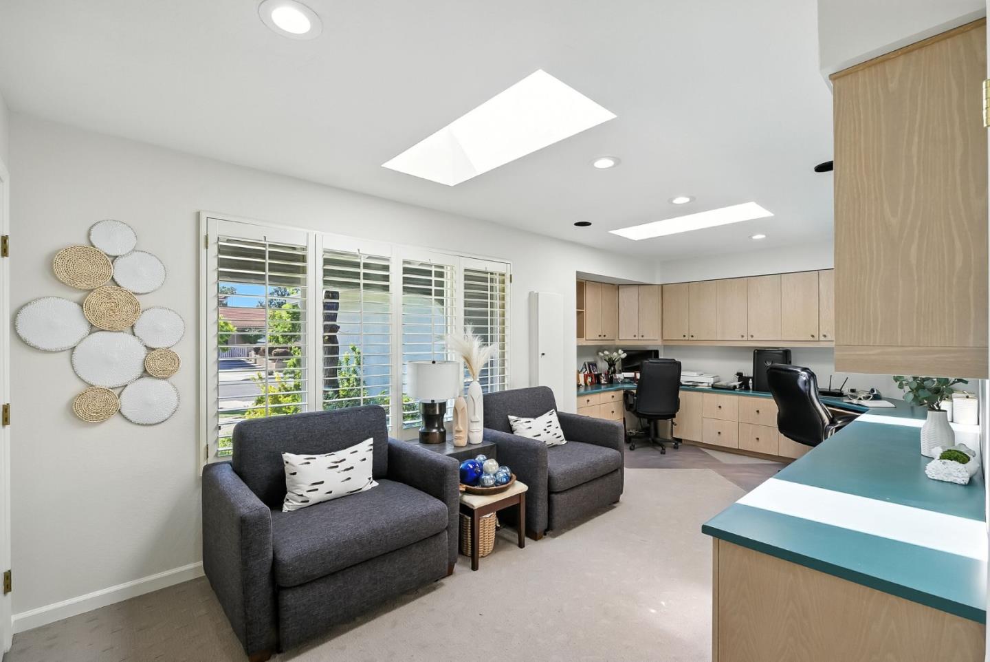 6182 Calle Del Conejo