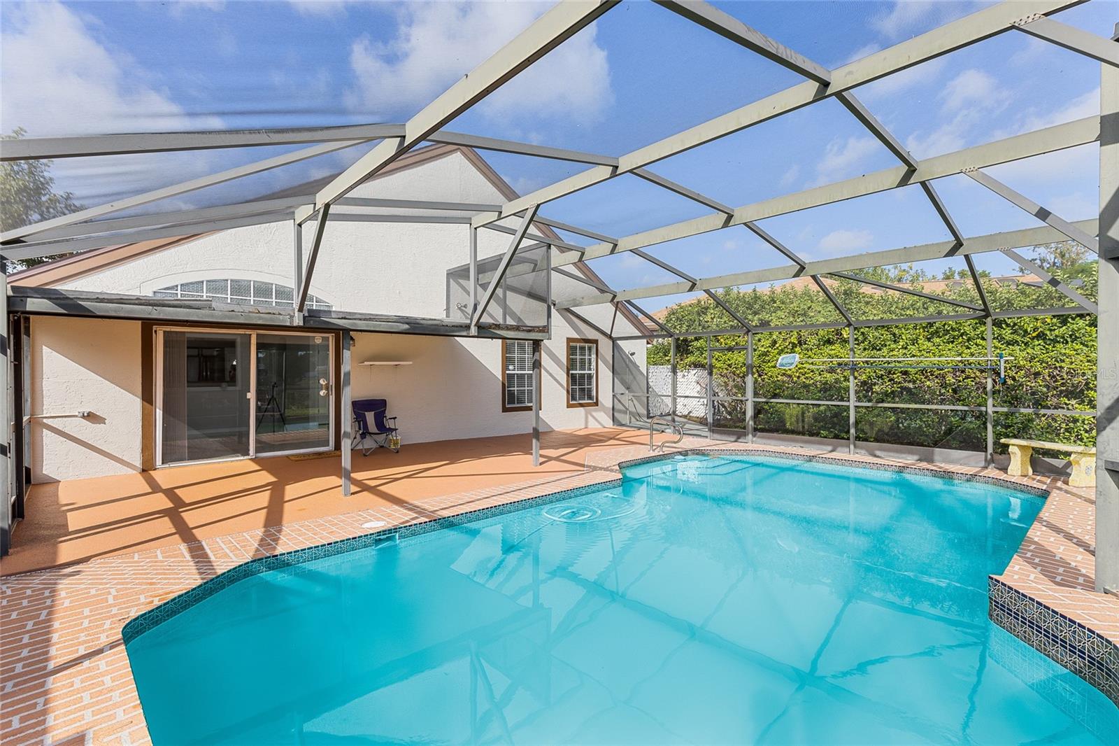 2376 ISLAND CLUB WAY