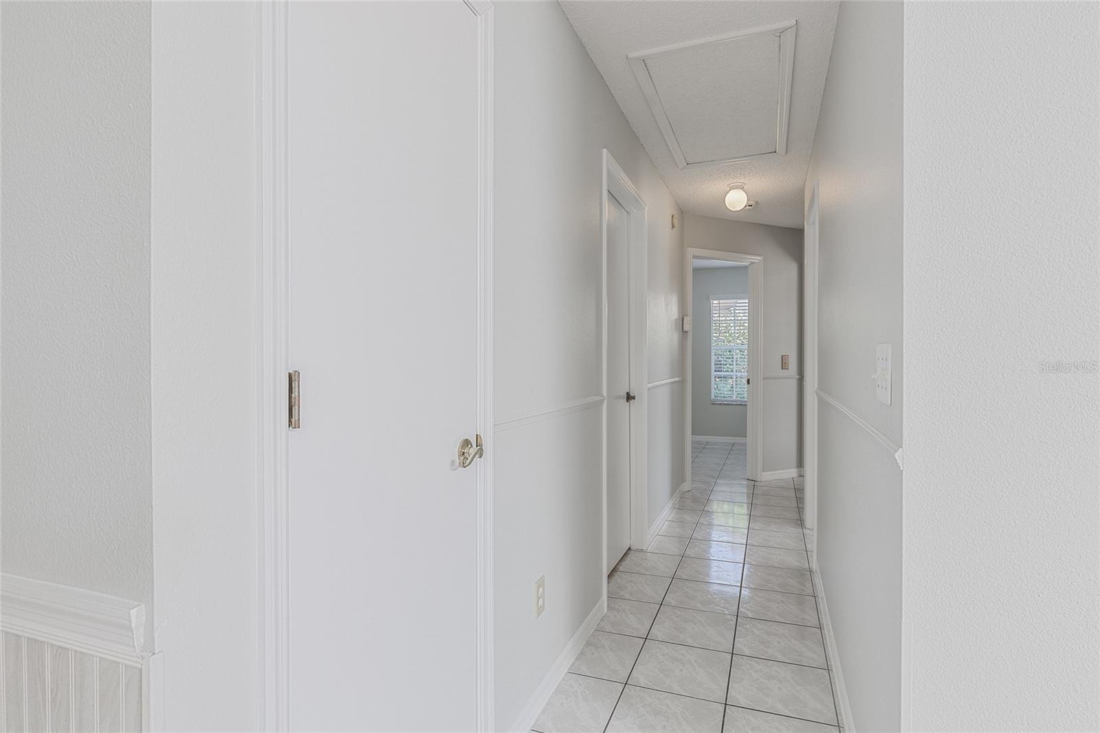 2376 ISLAND CLUB WAY