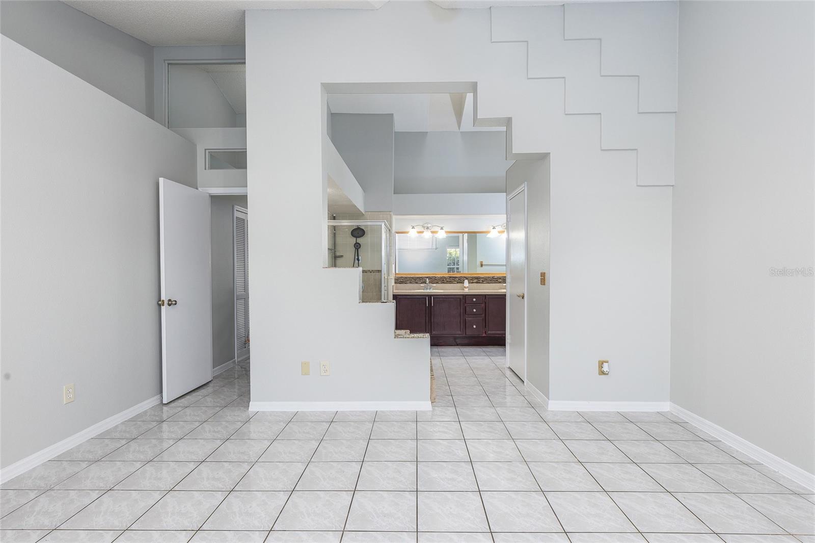 2376 ISLAND CLUB WAY