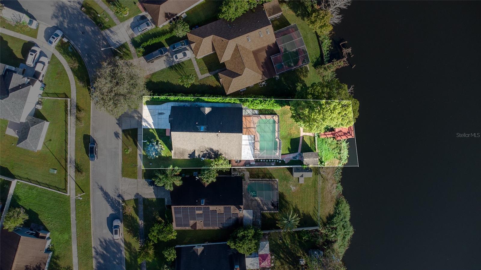 2376 ISLAND CLUB WAY