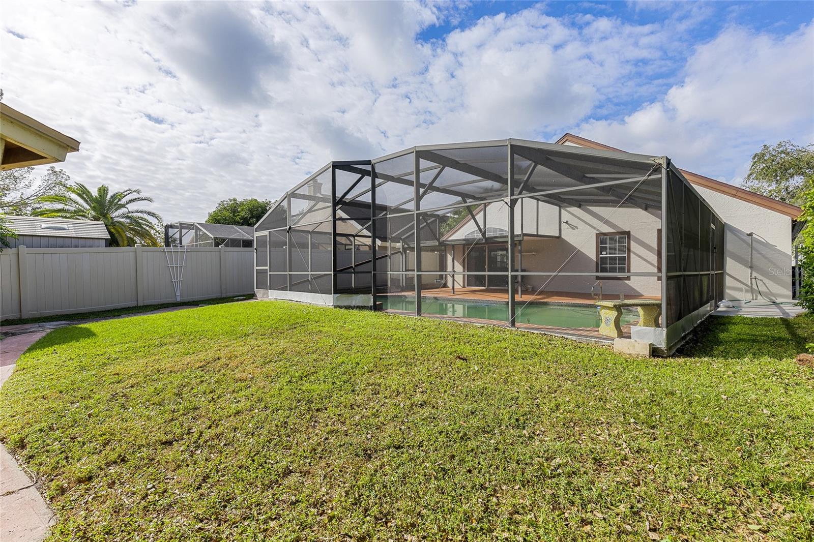 2376 ISLAND CLUB WAY