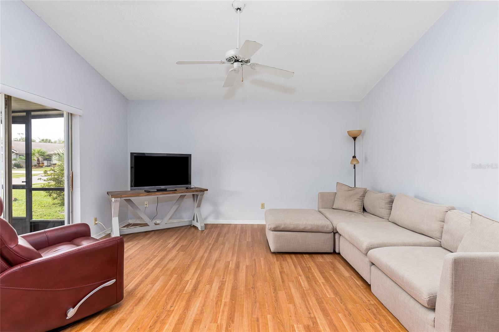 114 TODD DR