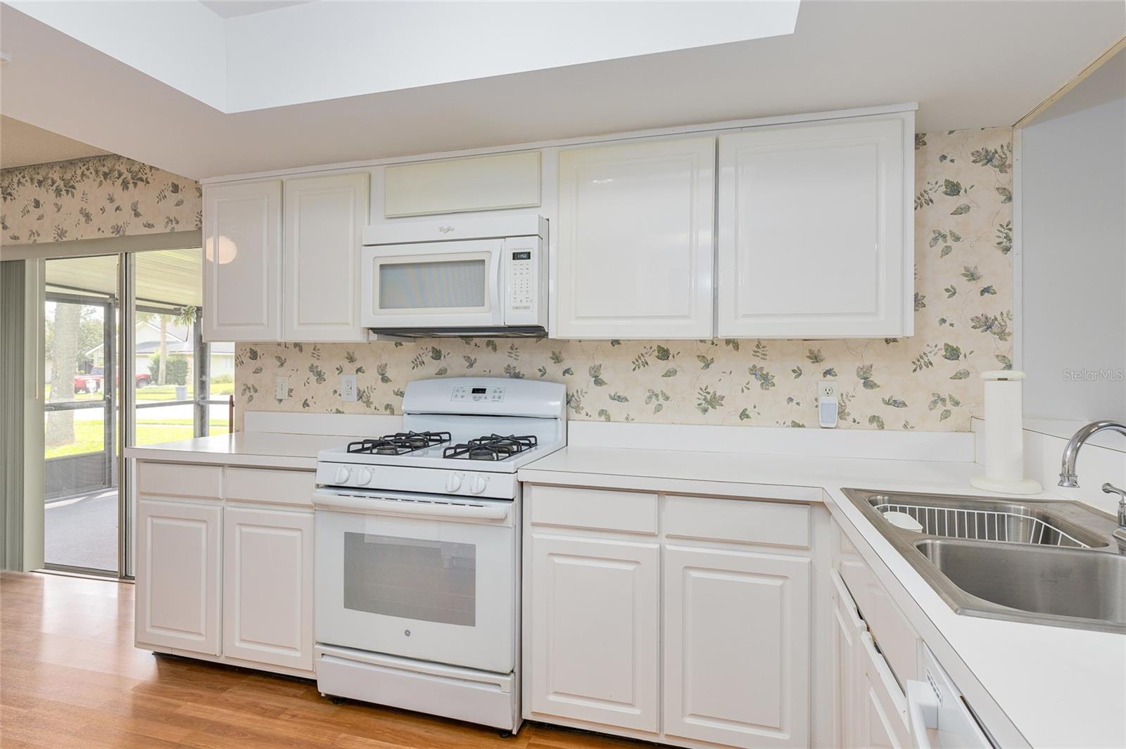 114 TODD DR
