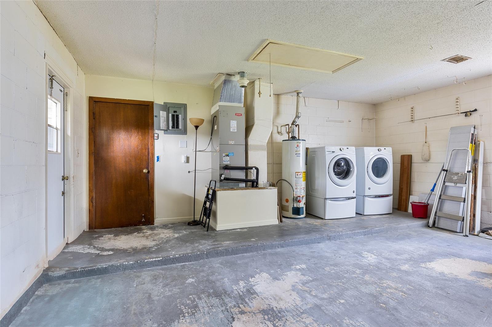 114 TODD DR