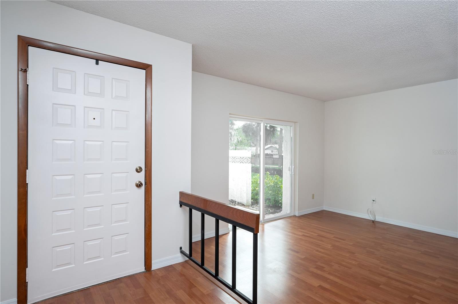 1420 MOORLAND CT