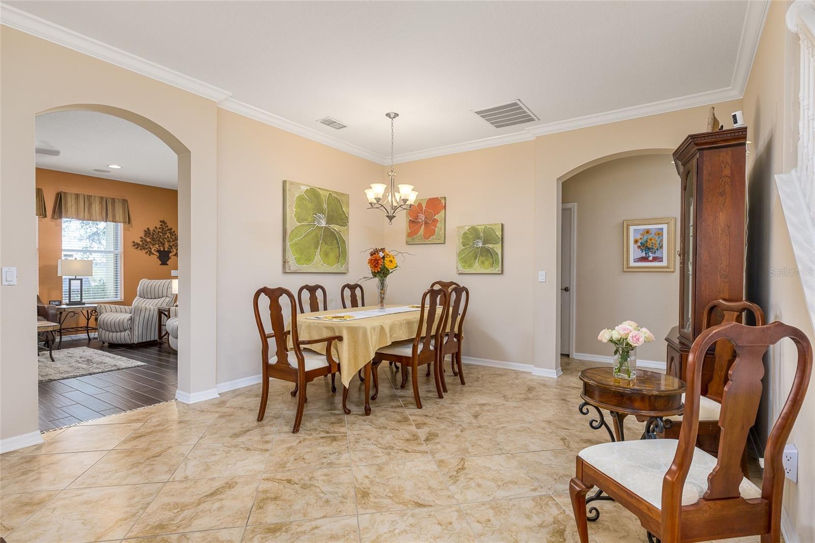 1426 PLUMGRASS CIR