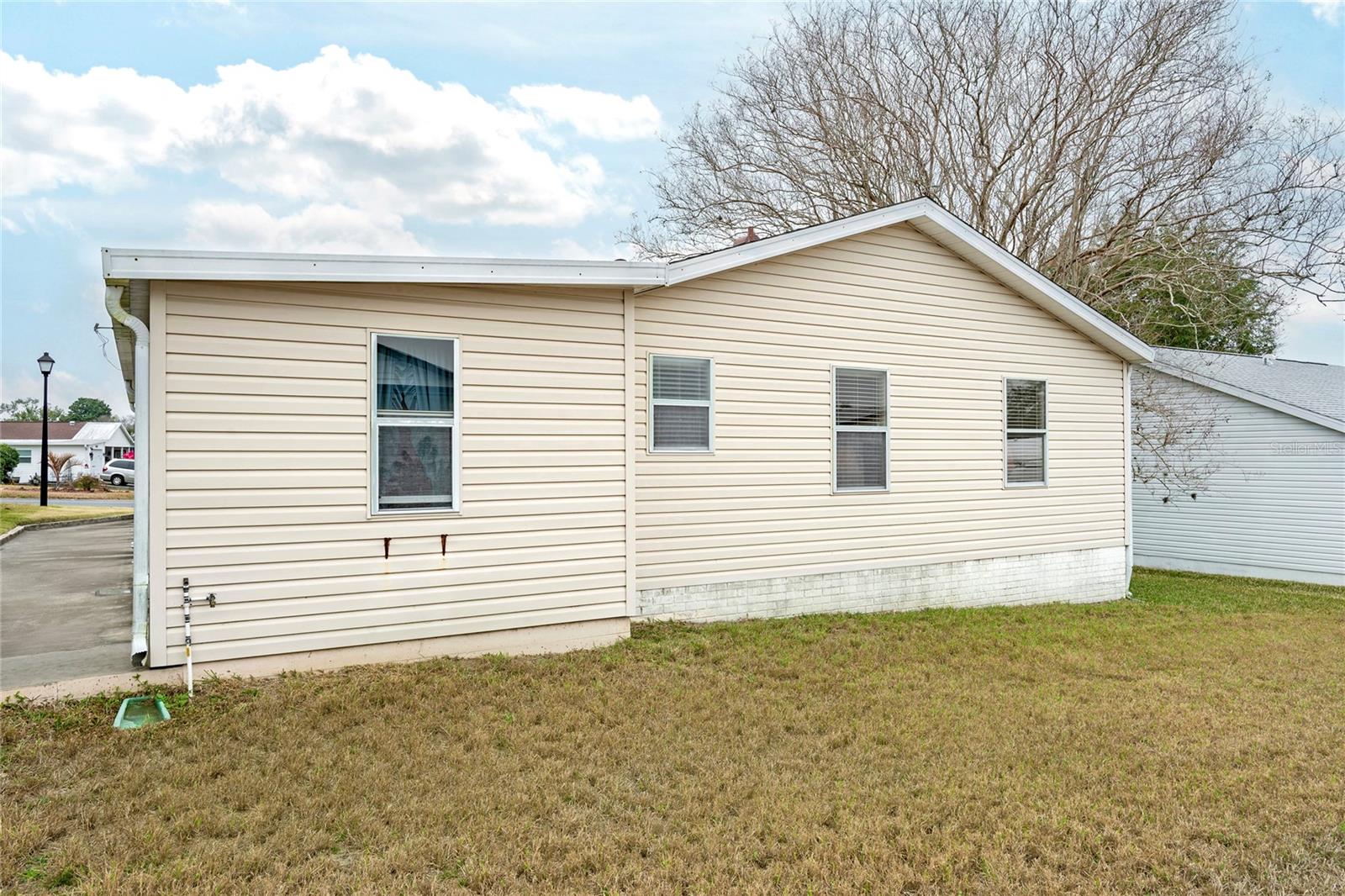 1207 PALMETTO DR