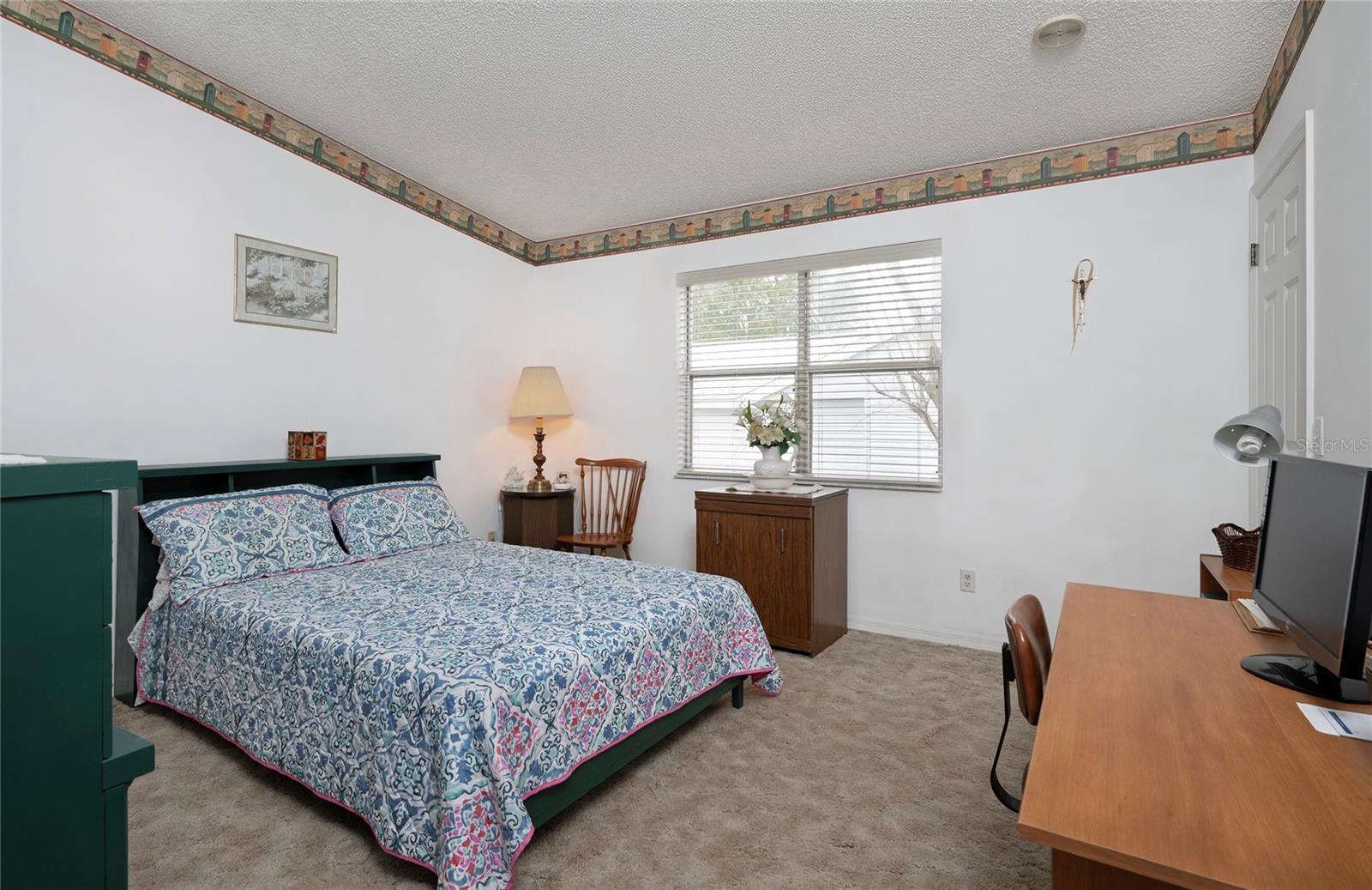 1207 PALMETTO DR