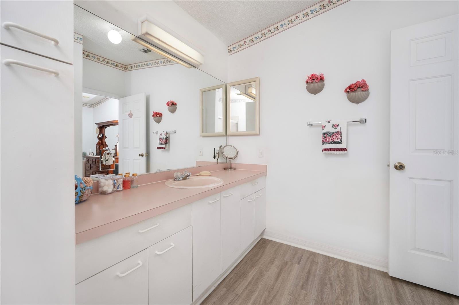 1207 PALMETTO DR