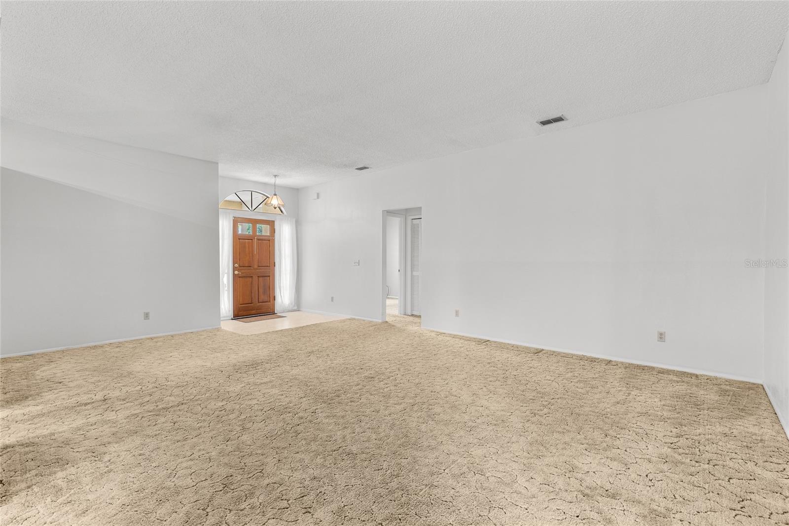 1455 MARGARETE CRESCENT DR