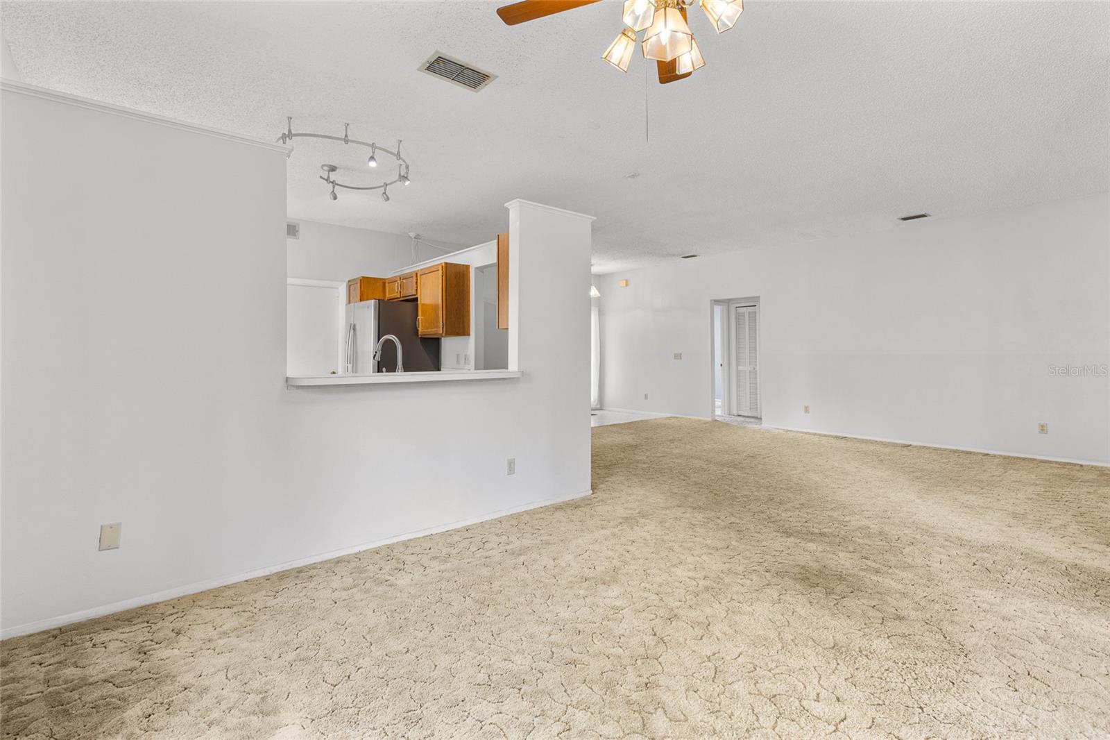 1455 MARGARETE CRESCENT DR