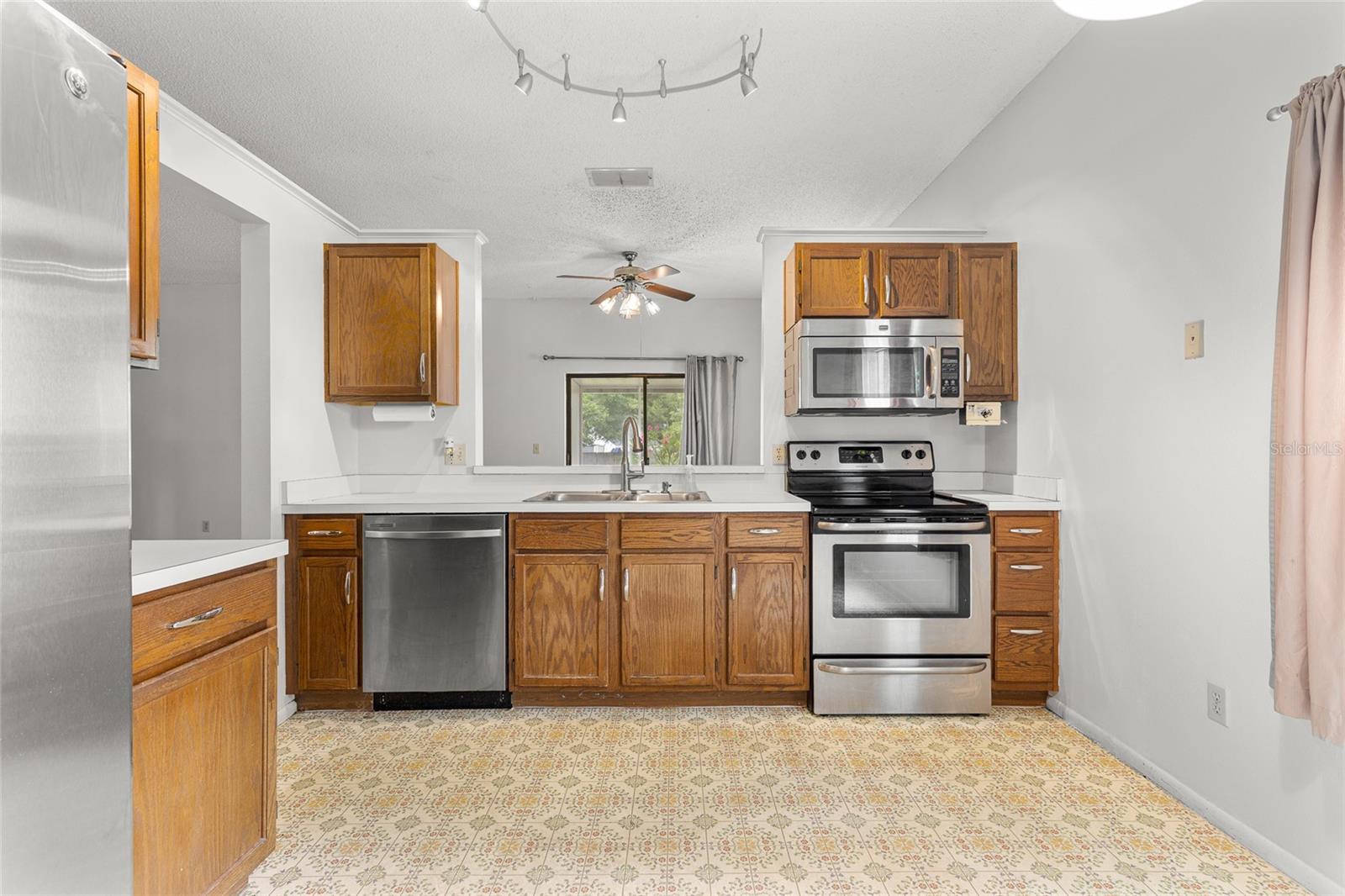 1455 MARGARETE CRESCENT DR