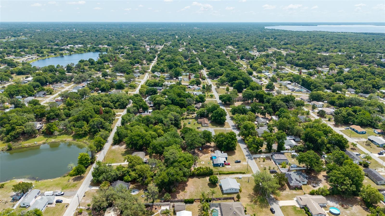 45 LAKE DR