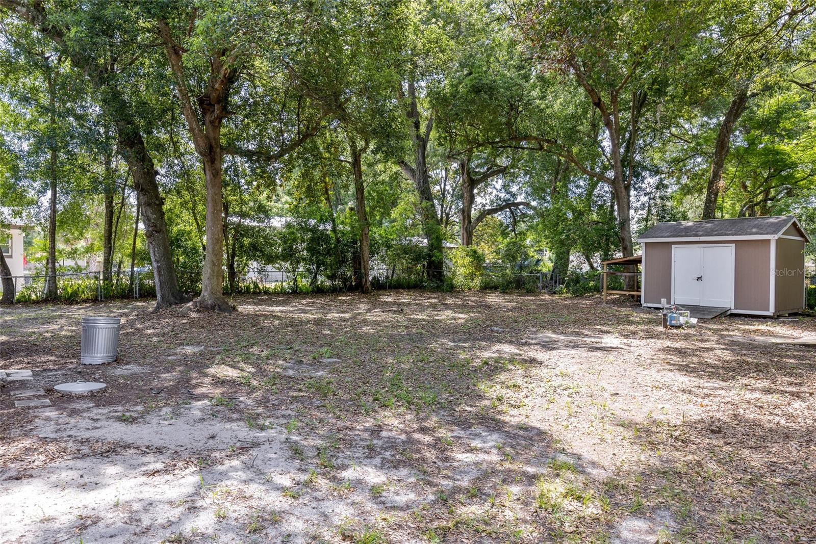 45 LAKE DR