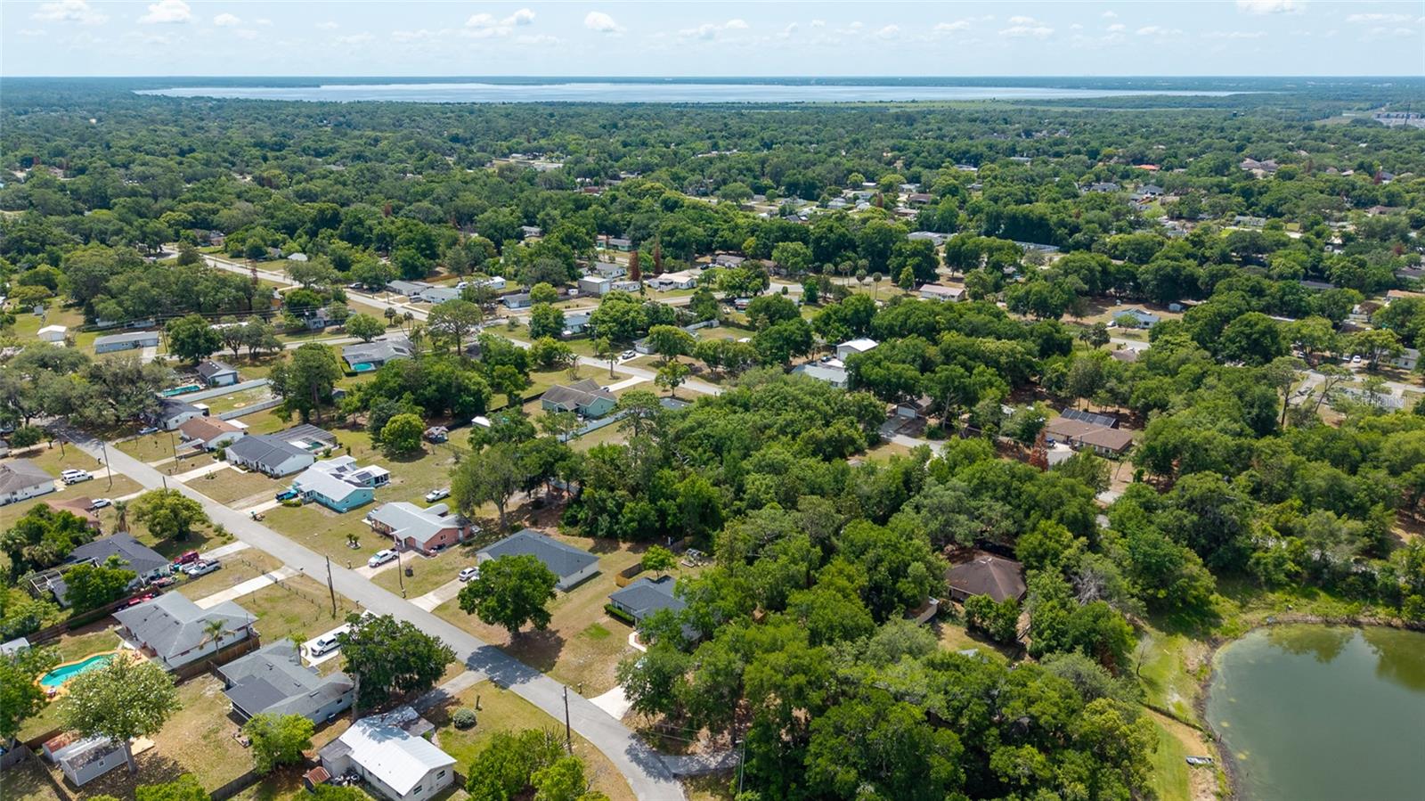 45 LAKE DR