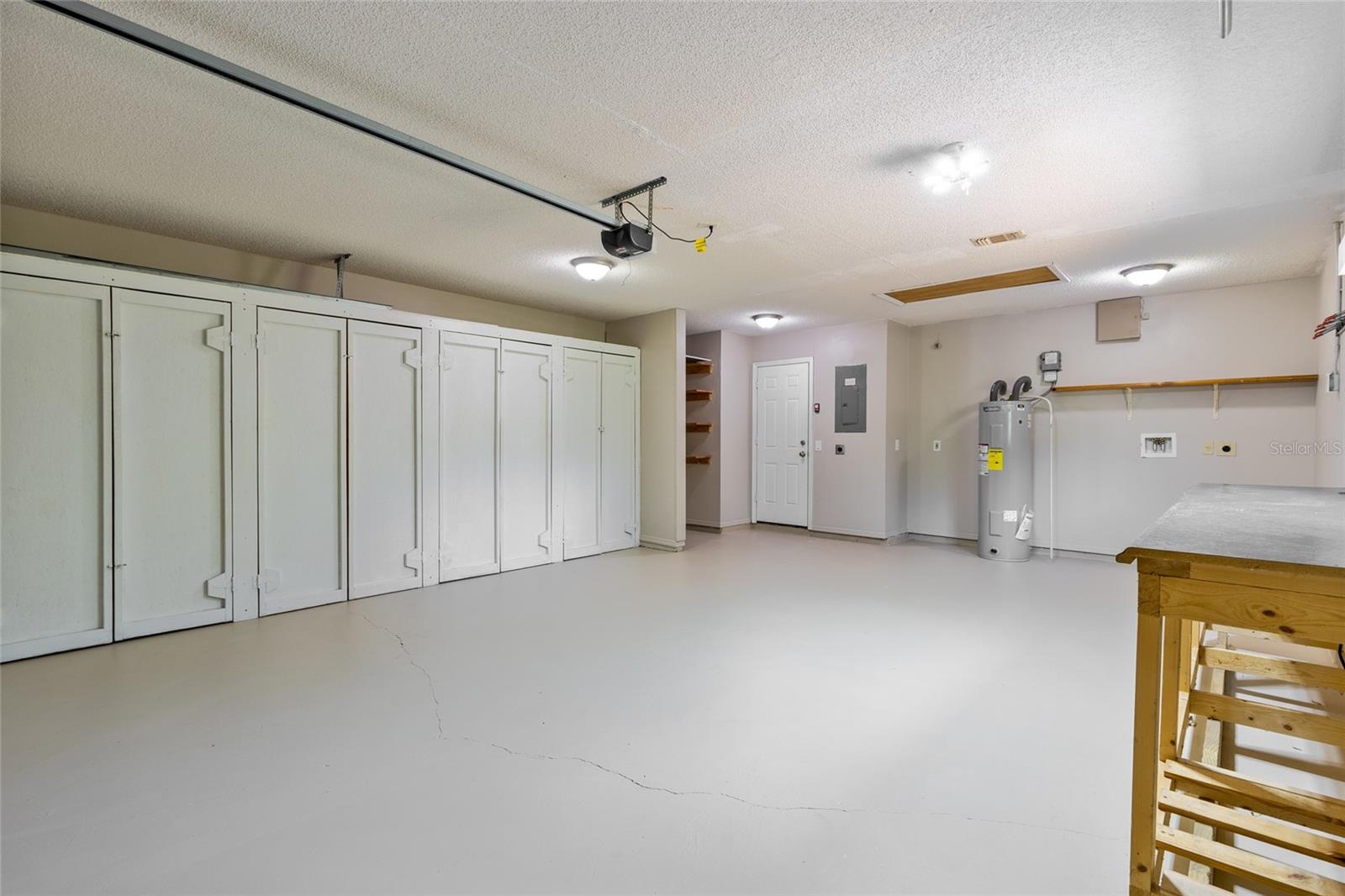 45 LAKE DR