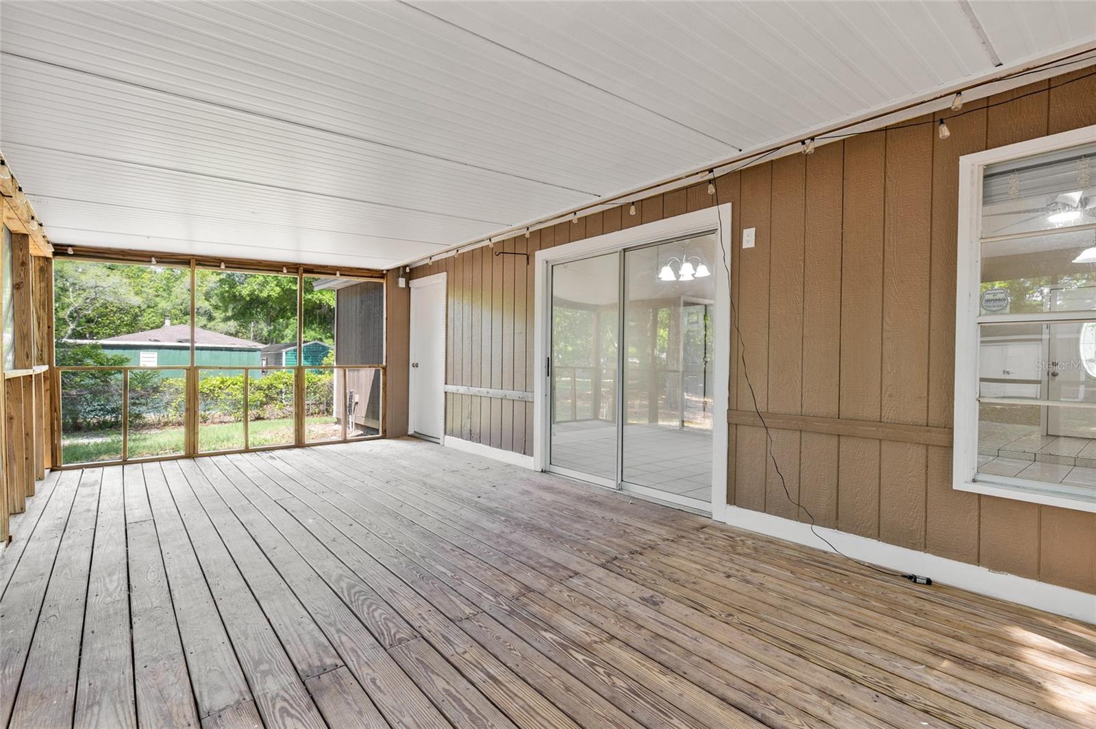 45 LAKE DR