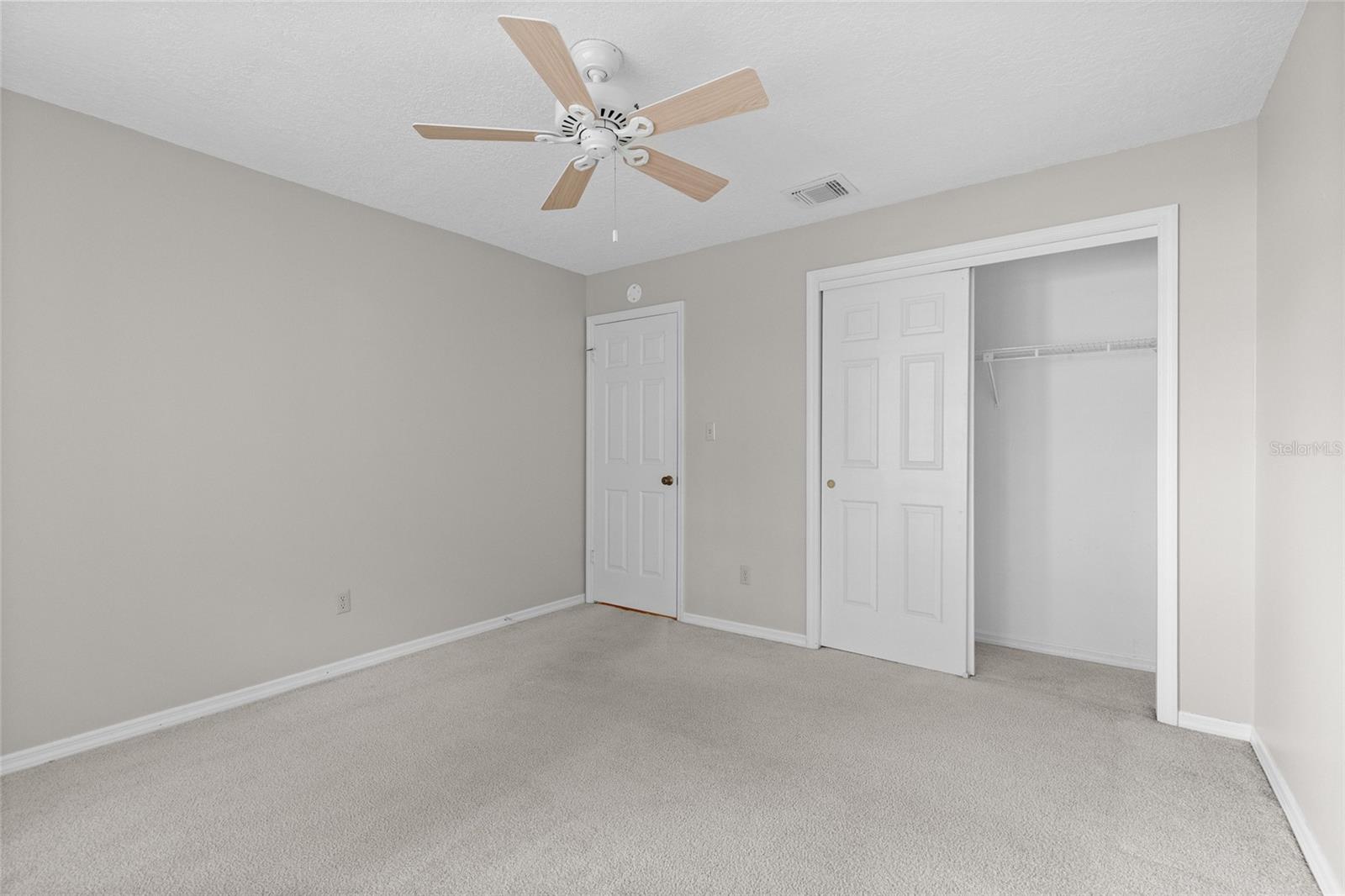 1055 KENSINGTON PARK DR #613