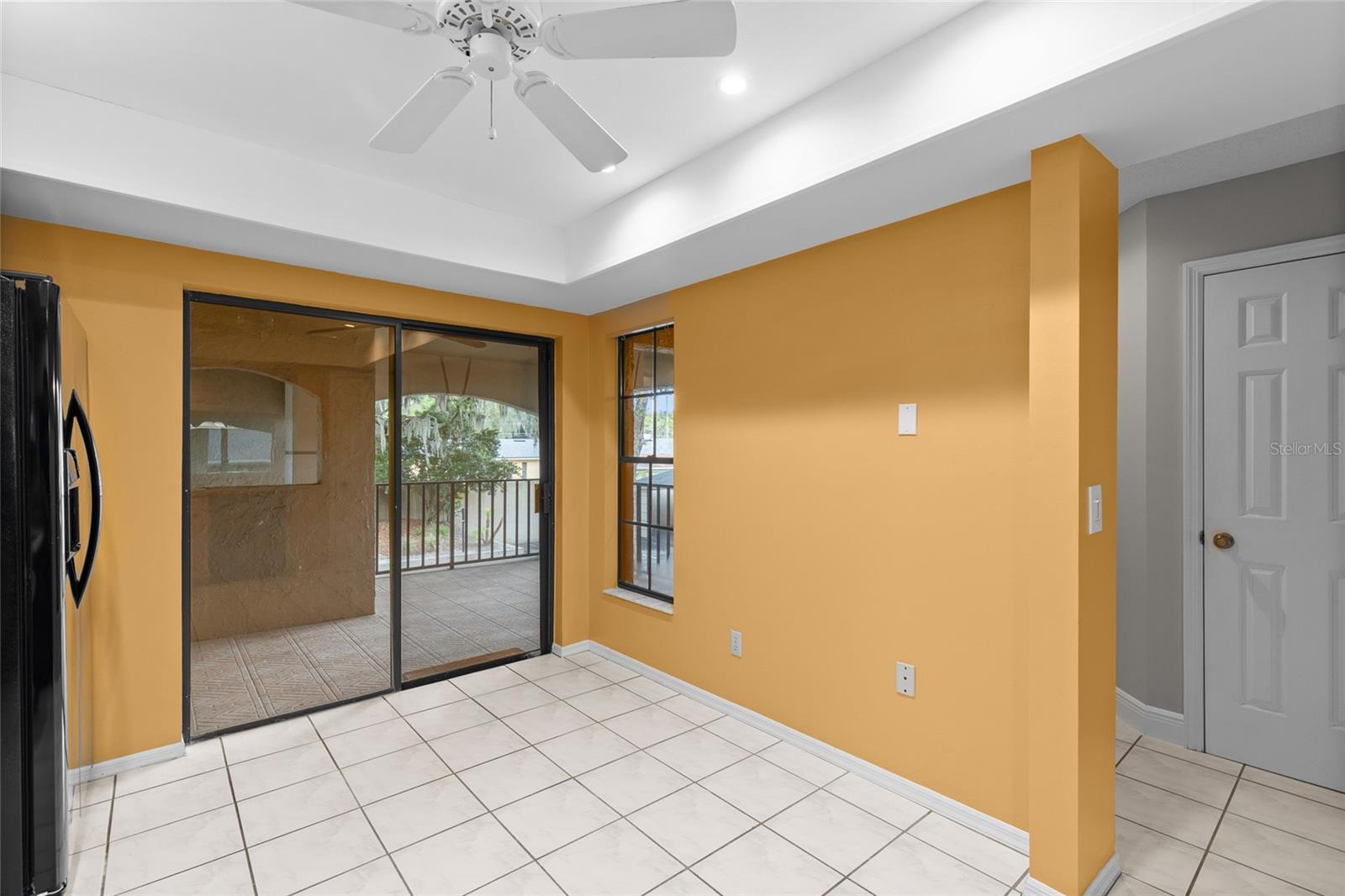 1055 KENSINGTON PARK DR #613