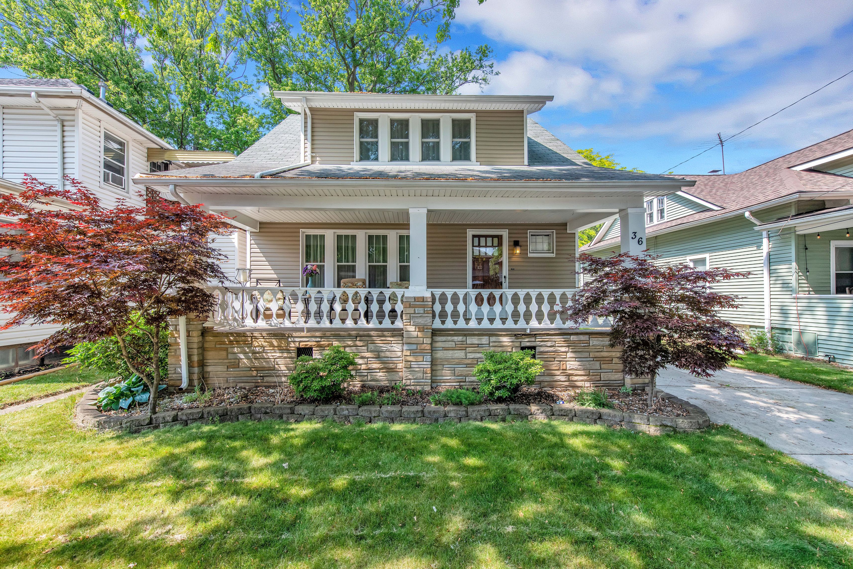 36 MOSER Place