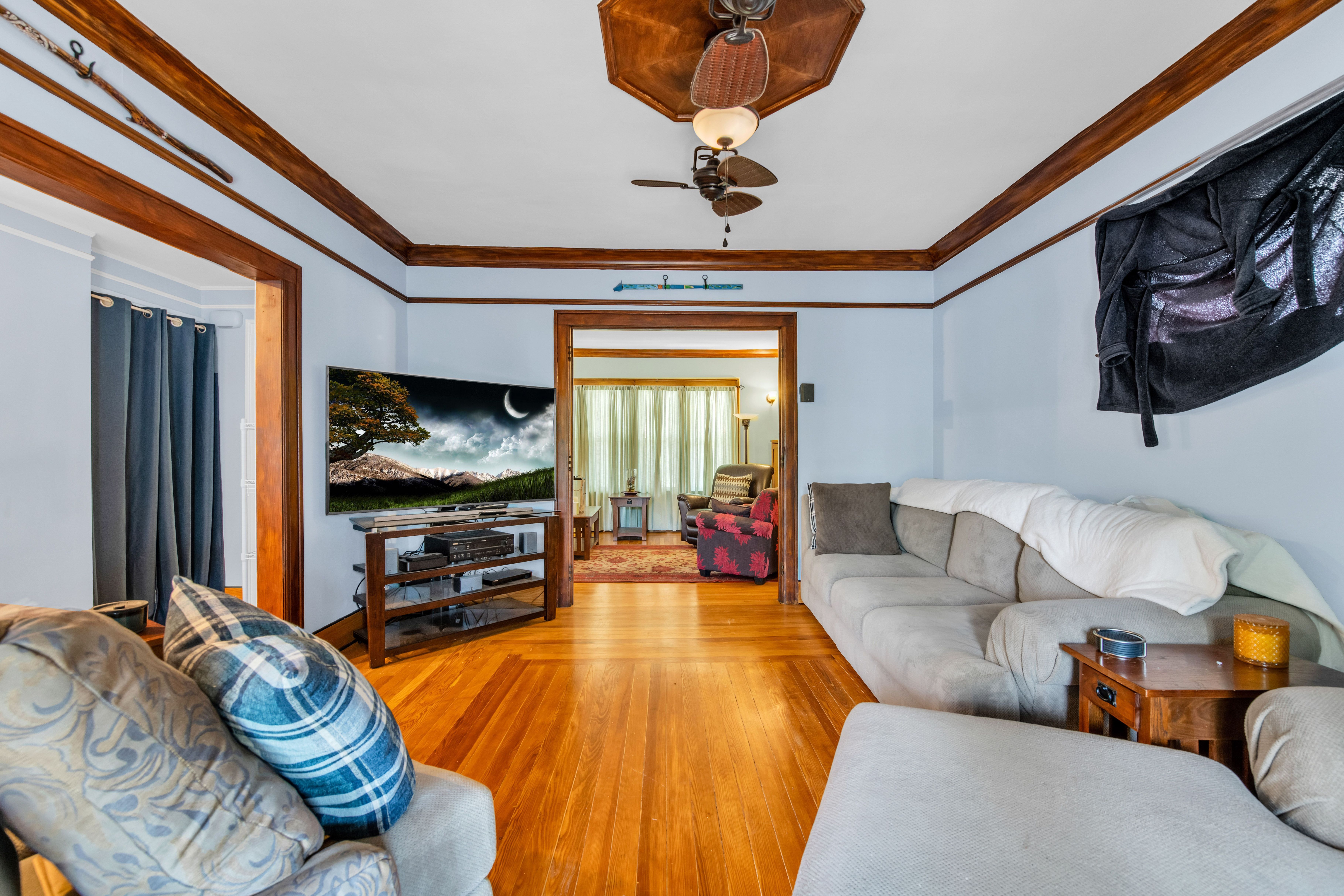 36 MOSER Place