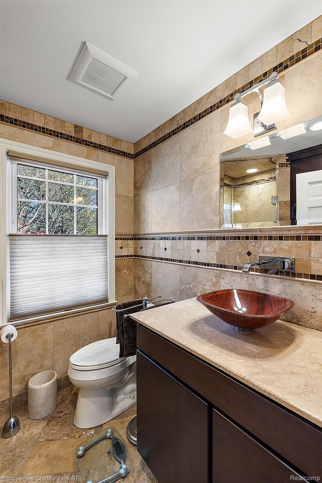 7400 JACKSON PARK Drive