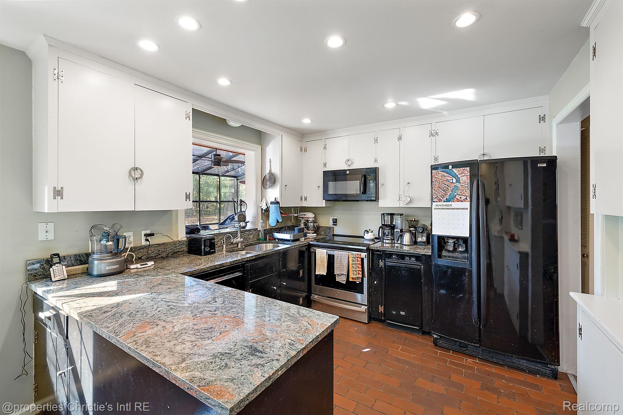 7400 JACKSON PARK Drive