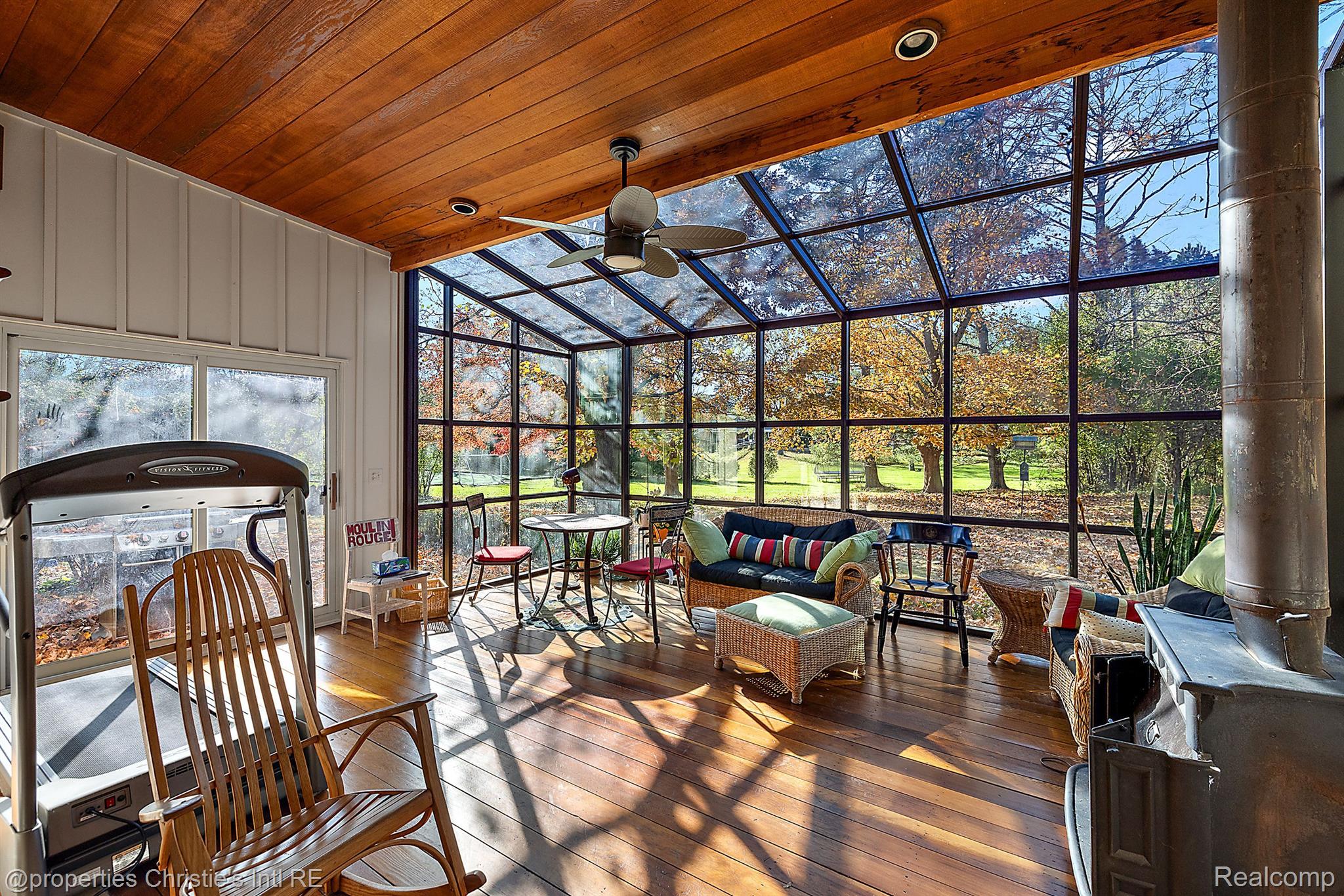 7400 JACKSON PARK Drive