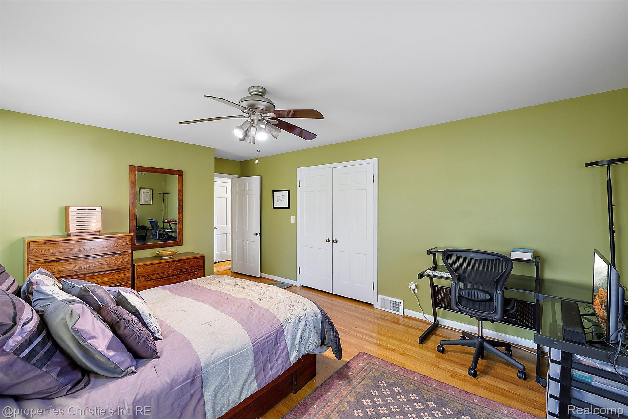 7400 JACKSON PARK Drive