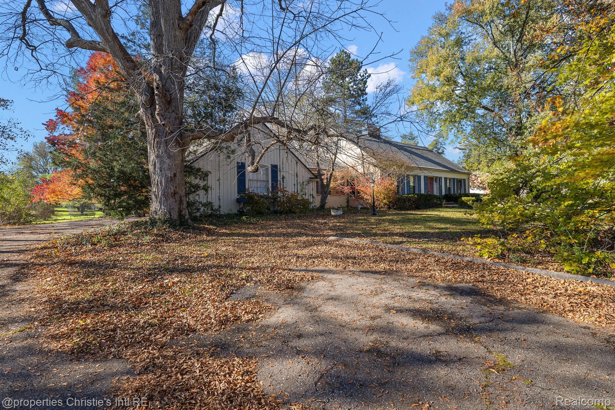 7400 JACKSON PARK Drive